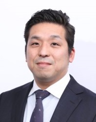 佐奈　徹也 氏
